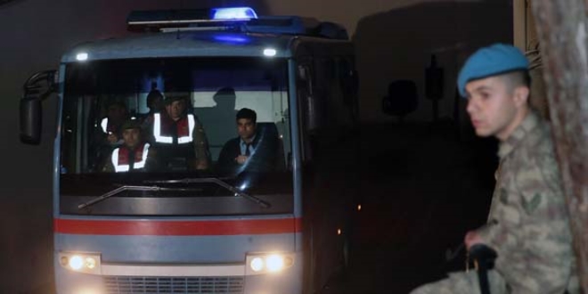 Özgecan olayında bir infaz koruma memuru tutuklandı