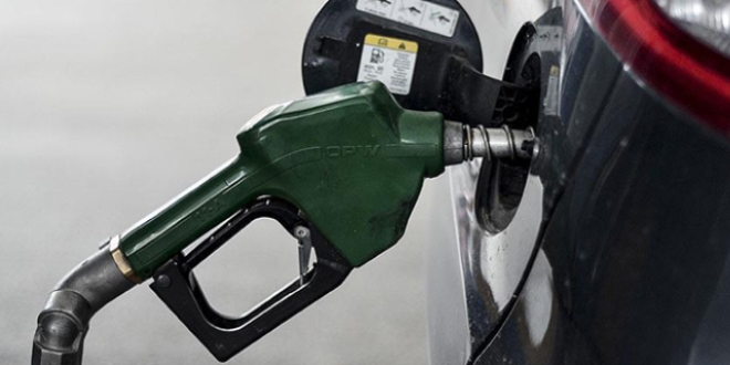 Benzin ve motorin fiyat 6 kuru artt