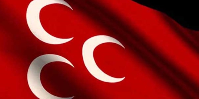 MHP İzmir teşkilatında istifalar oldu