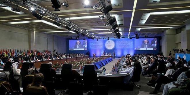 İİT'den terörle mücadelede kararlılık mesajı