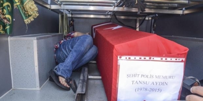 Şehit polisin Vietnamlı eşine maaş yok