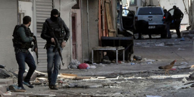 Akrabasıyla evlenmemek için PKK'ya katılmış!