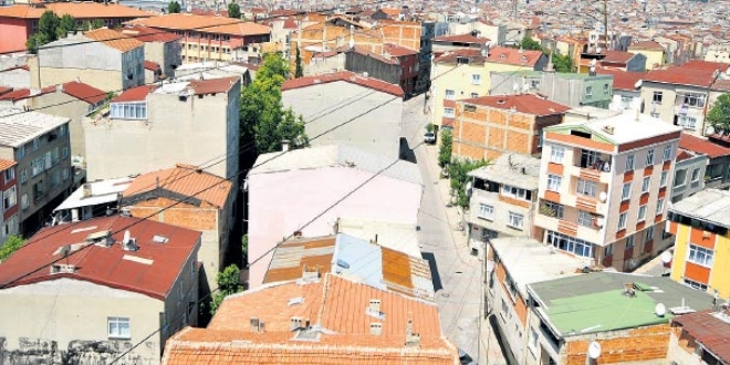 Çürük binalarda mucize yaşamlar
