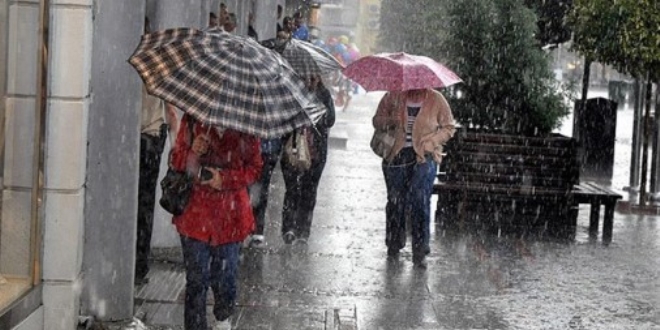 Doğu Karadeniz'de şiddetli yağış ve kar uyarısı