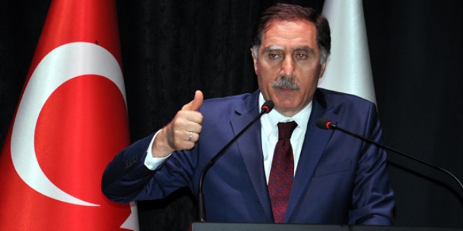 'Hep beraber bu anayasayı değiştirmemiz gerekiyor'