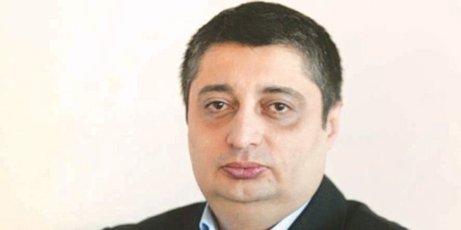 Nasuhi Güngör: Davutoğlu'yla bu iş artık gitmez