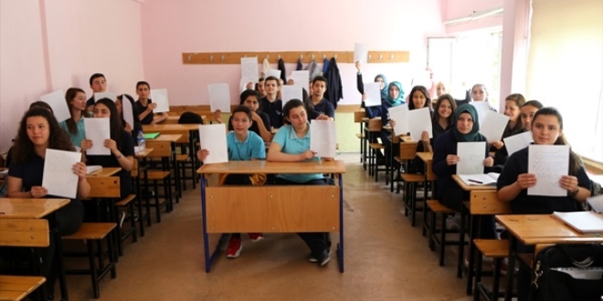 Lise öğrencilerinden güvenlik güçlerine 300 mektup