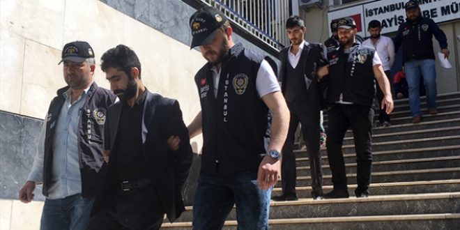 Fidyecileri, belediye ekipleri yakalattı