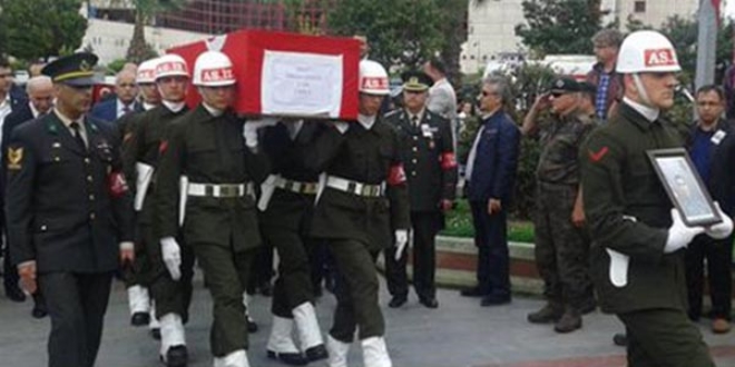 Şehit Jandarma Er Özkan Özden, toprağa verildi