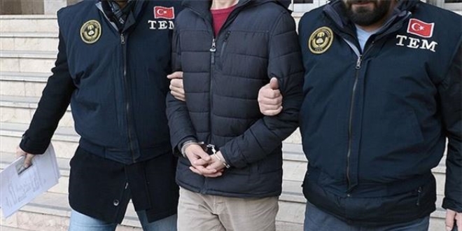 8 ilde 6'sı memur, 3'ü avukat, 20 iş adamı gözaltında