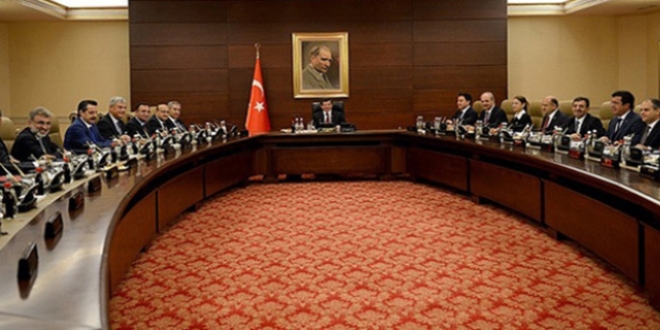 Bakanlar Kurulu, Davutoğlu başkanlığında toplandı