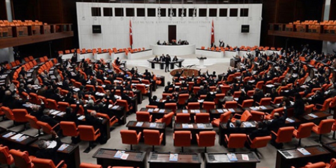 Dokunulmazlıklar perşembe günü görüşülecek