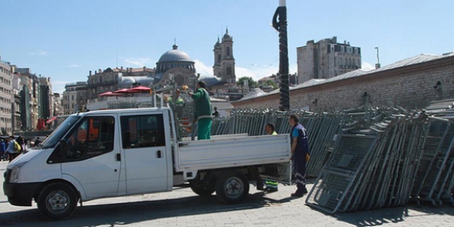 Taksim Meydanı'nda 1 Mayıs İşçi Bayramı önlemleri