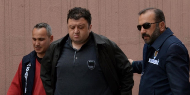Özel Güvenlik görevlisi, üniversite öğrencisini bıçakladı