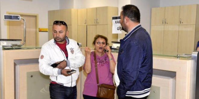 Telefonla dolandırıcılığı gişe memuru önledi