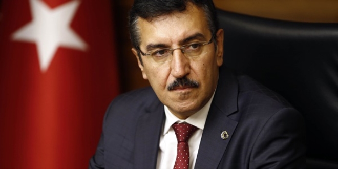'Çek Yasası'nı yakında Meclise sevk edeceğiz'