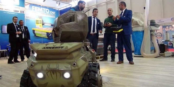 Konya'da 'Ankerot' adlı tank görünümlü insansız araç üretildi