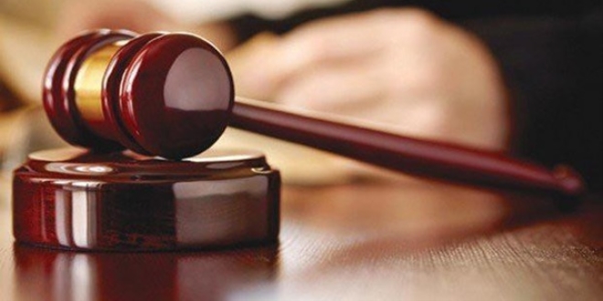 Avukat Senger 'Usulsuz dinlemeden' tazminat kazand
