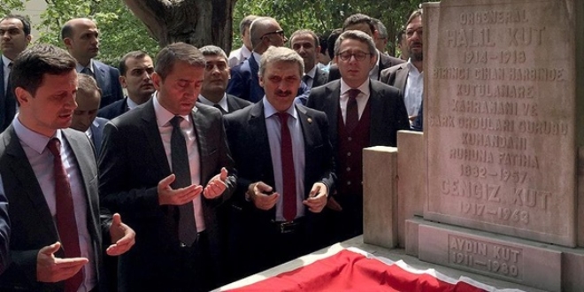 Kut'ül Amare Zaferi'nin komutanı mezarı başında anıldı
