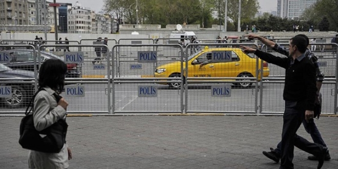 stanbul'da 1 Mays'ta 24 bin 500 polis grev yapacak