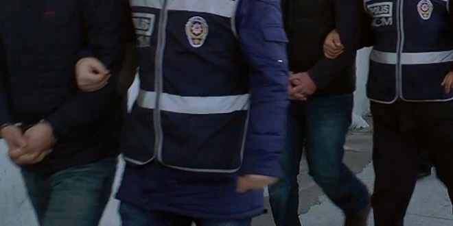 Mardin'de DBP İl Eş Başkanı Öcalan'ın da aralarında bulunduğu 5 kişi tutuklandı