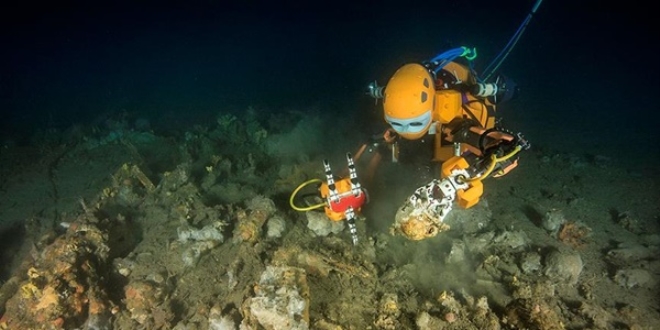 Dalgıç robot 17. yüzyıla ait kalıntıları çıkardı