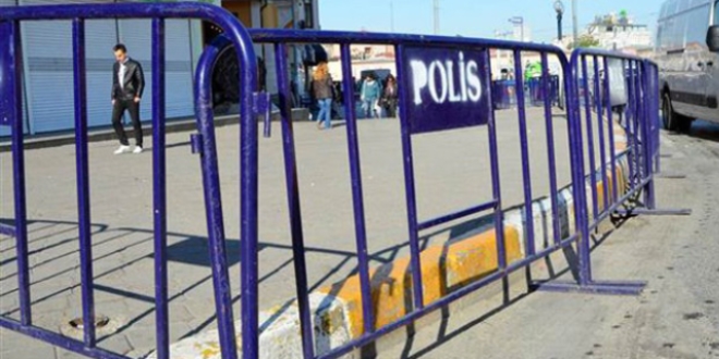 Taksim bu sabah: Her taraf çevrildi