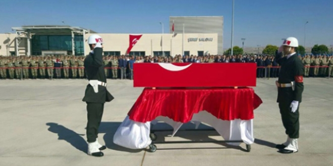Şehit Yüzbaşı Kalem için tören resmi düzenlendi