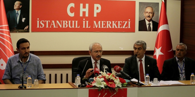 '1 Mayıs geliyor, gidin meydanlarda hakkınızı arayın'
