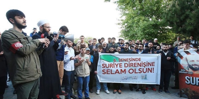 Halep için sabah namazında buluştular
