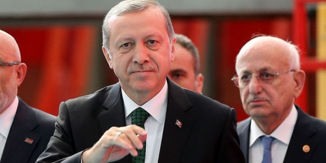 Cumhurbakan Erdoan'dan 1 Mays mesaj