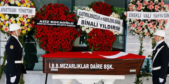 Eski İmar ve İskan Bakanı Tüten toprağa verildi
