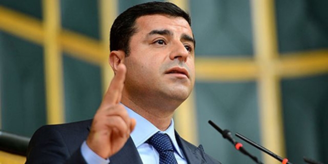 'Milletvekilliğimiz düşürülürse başka yollar arayacağız'
