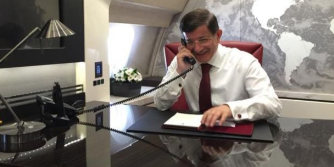 Davutoğlu, Juncker ile vize serbestisi hakkında görüştü