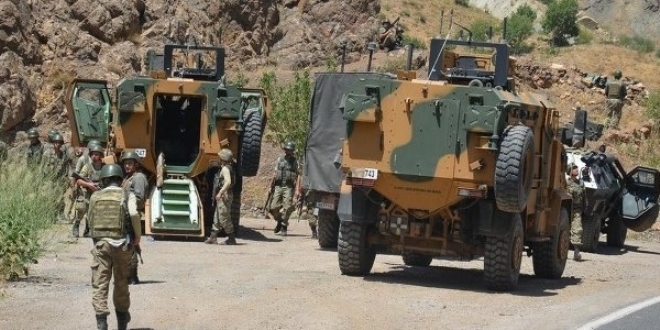 Muş Varto'da 1 asker ve 1 polis şehit oldu
