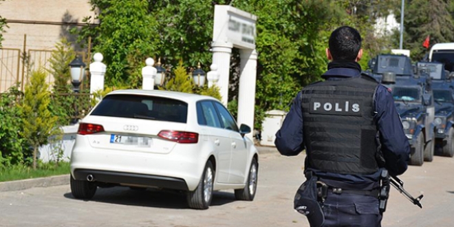 Eski DBP Diyarbakır il başkanı gözaltına alındı