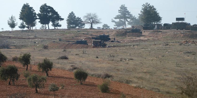 DAEŞ'in silah mevzileri vuruldu
