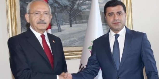 Kılıçdaroğlu ve Demirtaş hakkında hakaret fezlekesi
