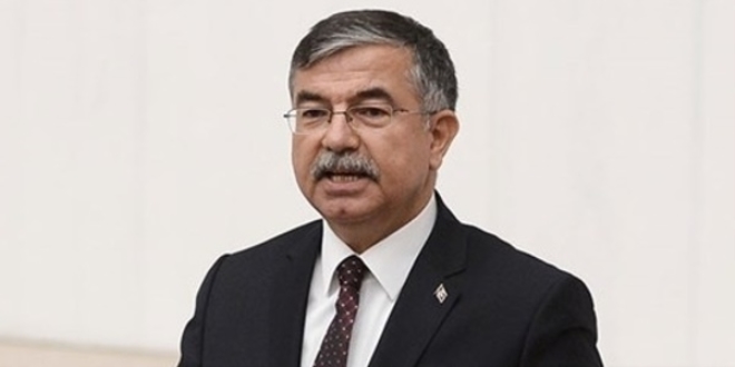 'AK Parti'ye geçmişten daha çok sahip çıkmamız lazım'