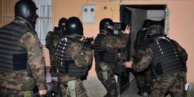 Van'da terör operasyonu: 5 gözaltı