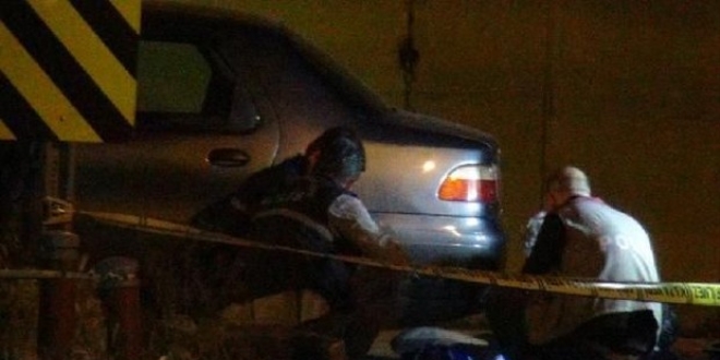 PKK'nın dağ kadrosundan 2 kişi İzmir'de yakalandı
