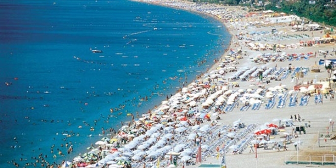 Yerli turist sayısında 1 milyonluk artış