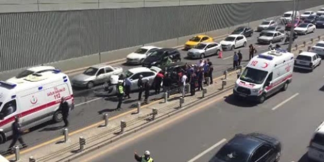 Ankara'da zincirleme trafik kazası: 3 yaralı