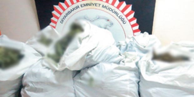 Diyarbakır'da 1 ayda 1.2 ton esrar ele geçirildi