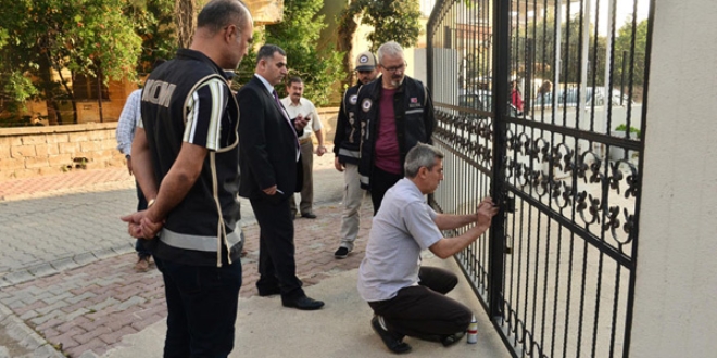 Adana ve Mersin'de bazı kurumlara kayyum atandı