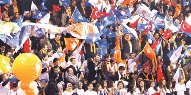 AKP'de kongre ile dava ruhu ne kacak