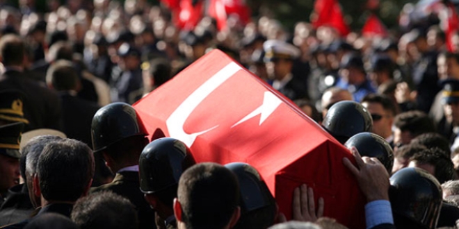 Van'da terör saldırısı: 2 şehit, 1 yaralı