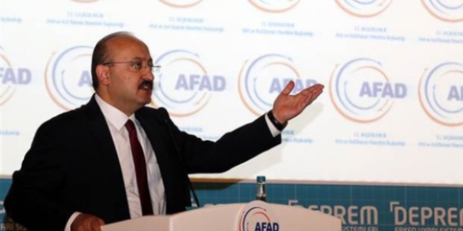 Akdoğan: Gelin bir ucundan da siz tutun be kardeşim