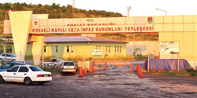 Göz göre göre IŞİD'liler kaçtı