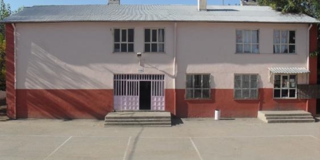 Ücretli öğretmen, 'cinsel istismar' suçundan tutuklandı